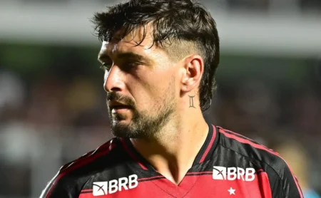 Flamengo: Urgência em busca de reforços para o clássico contra o Fluminense