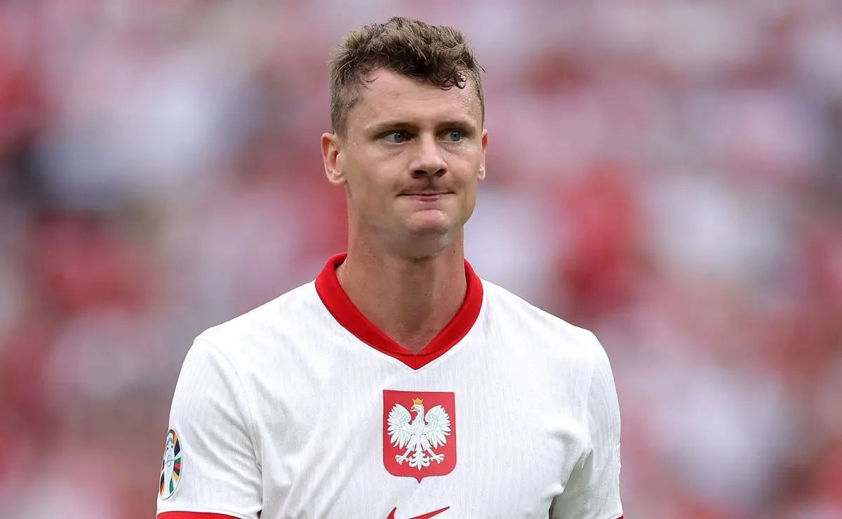 Flamengo considera Pawel Dawidowicz, ex-Benfica, e agente propõe reforço acessível para 2026