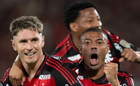 Flamengo considera troca de De La Cruz por Colidio, negociação em vista com o River Plate Flamengo considera troca de De La Cruz por Colidio, negociação em vista com o River Plate