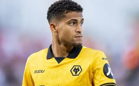 Flamengo em Potencial Lucro com Venda de João Gomes ao Manchester United Flamengo em Potencial Lucro com Venda de João Gomes ao Manchester United