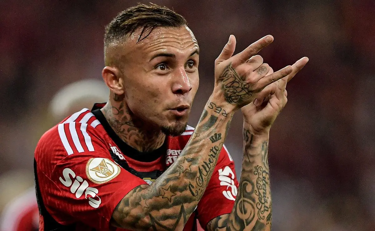 Grêmio mira quatro reforços para 2026, com Pedro (Flamengo) e Cebolinha em observação Grêmio mira quatro reforços para 2026, com Pedro (Flamengo) e Cebolinha em observação