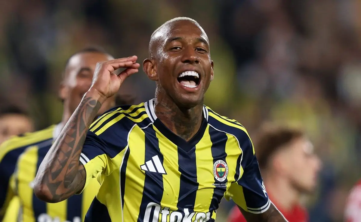 Grêmio observa Anderson Talisca, mas Flamengo assume a liderança pela contratação Grêmio observa Anderson Talisca, mas Flamengo assume a liderança pela contratação