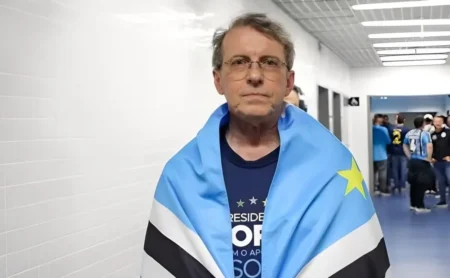 Grêmio planeja investida milionária no Al-Rayyan por Róger Guedes, segundo Odorico Roman Grêmio planeja investida milionária no Al-Rayyan por Róger Guedes, segundo Odorico Roman