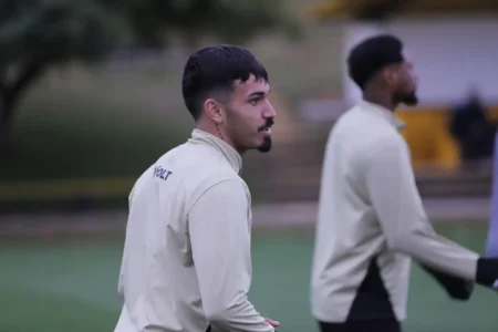 Gui Lobo em Treinamento: Retorno Potencial ao Criciúma