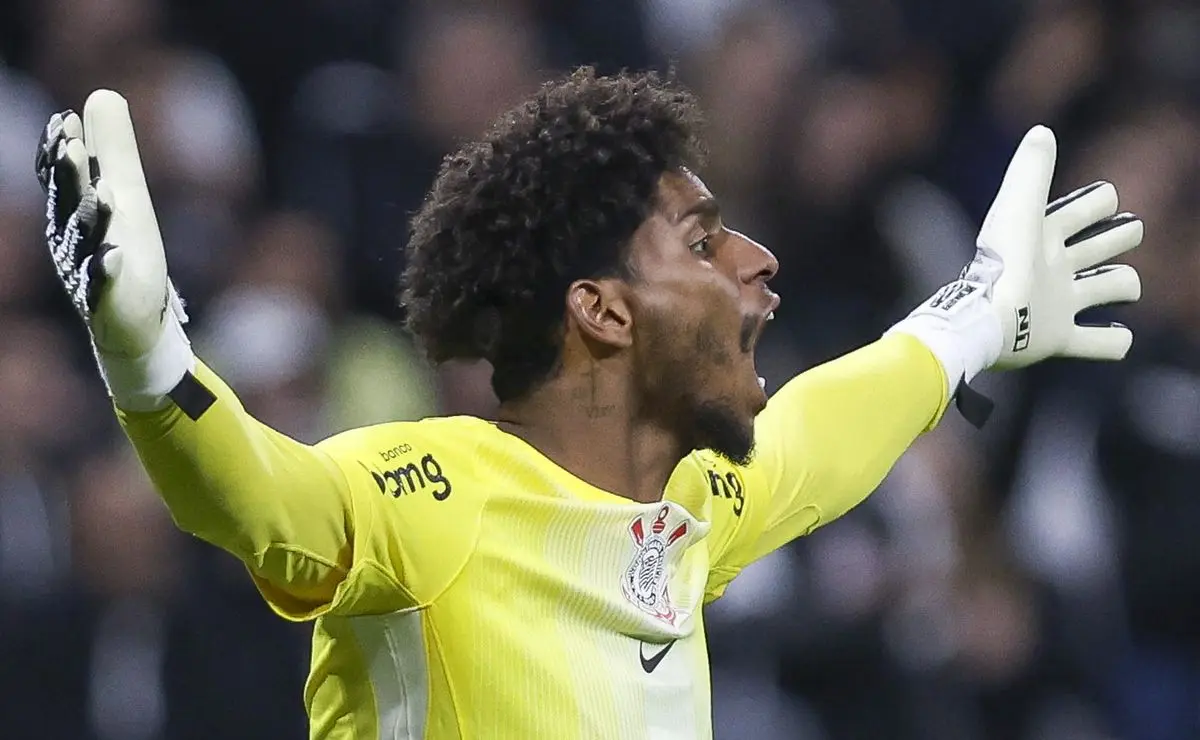 Hugo Souza e Maycon: Reforços em Dúvida para o Corinthians no Clássico contra o São Paulo