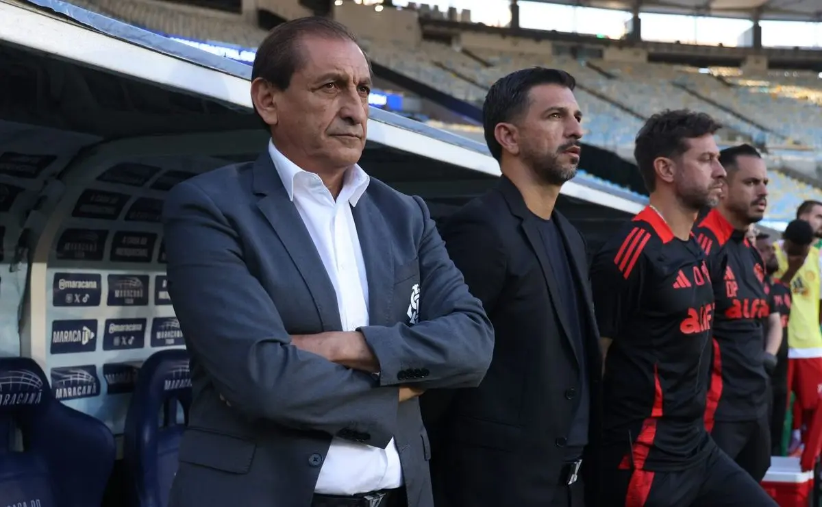 Inter com Ricardo Mathias e Clayton Sampaio como titulares contra o Vitória; Carbonero retorna ao banco