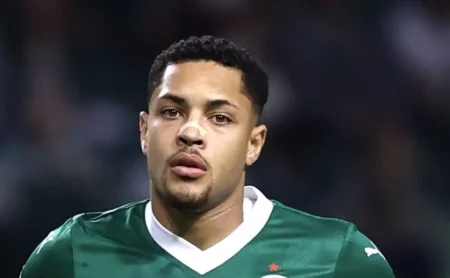 Julgamento de Vitor Roque Suspenso: Torcida do Flamengo Protesta nas Redes