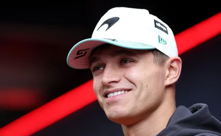 Lando Norris, líder da F1 em 2025, expressa forte conexão com Abel Ferreira: “Grande líder”