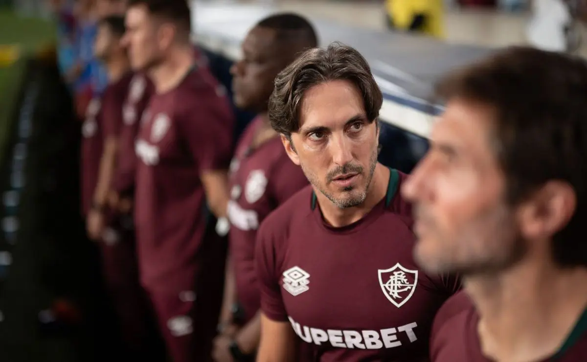 Lezcano Retorna e Busca Espaço com Confiança de Zubeldía Lezcano Retorna e Busca Espaço com Confiança de Zubeldía