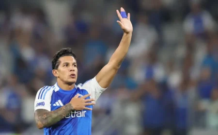 Lucas Romero, ídolo cruzeirense, admite ter estado perto de acertar com o rival Atlético-MG em 2021: “Pelo respeito que tenho”