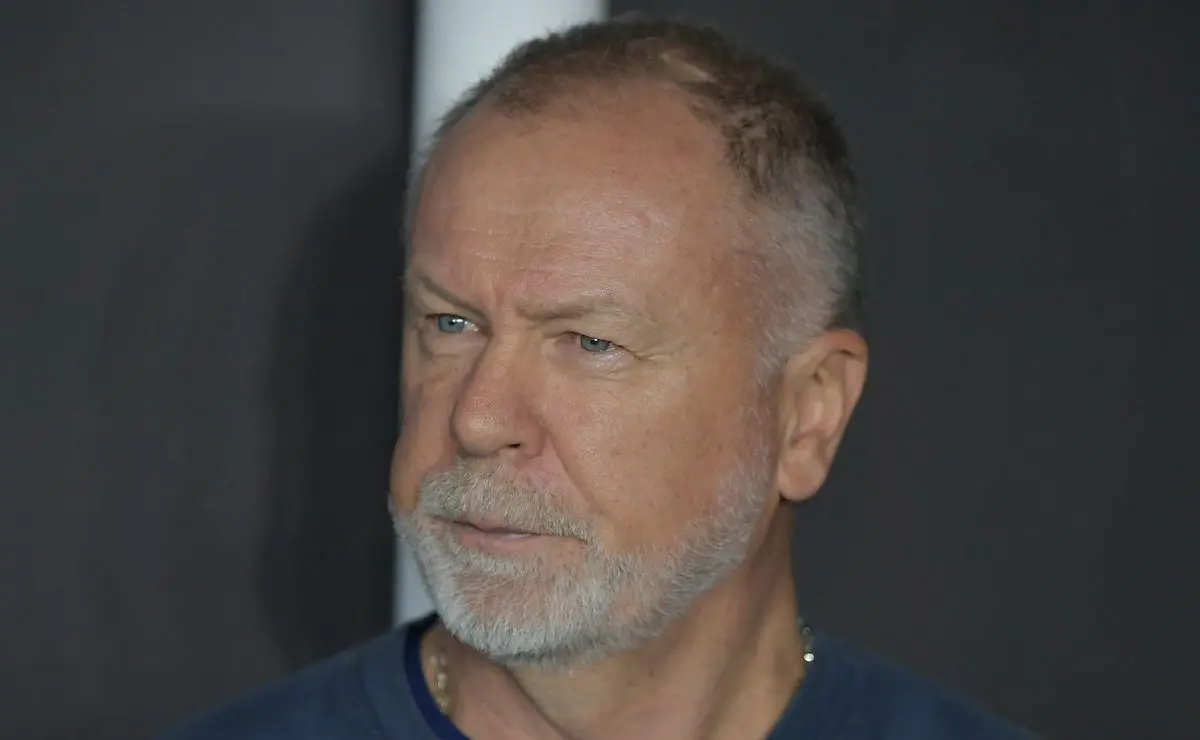 Mano Menezes e reviravolta: técnico deve seguir no Grêmio na próxima temporada