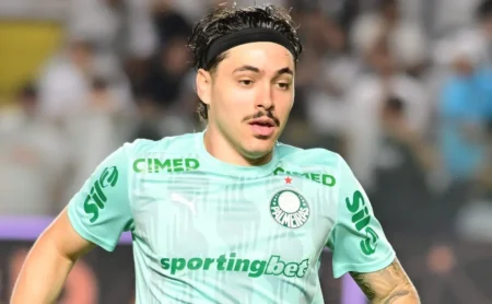 Maurício perde gol crucial em Santos x Palmeiras e irrita torcida: "Fominha, foi muito mal"