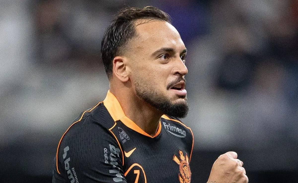 Maycon cobra a diretoria do Corinthians sobre seu futuro; Shaktar não renova empréstimo