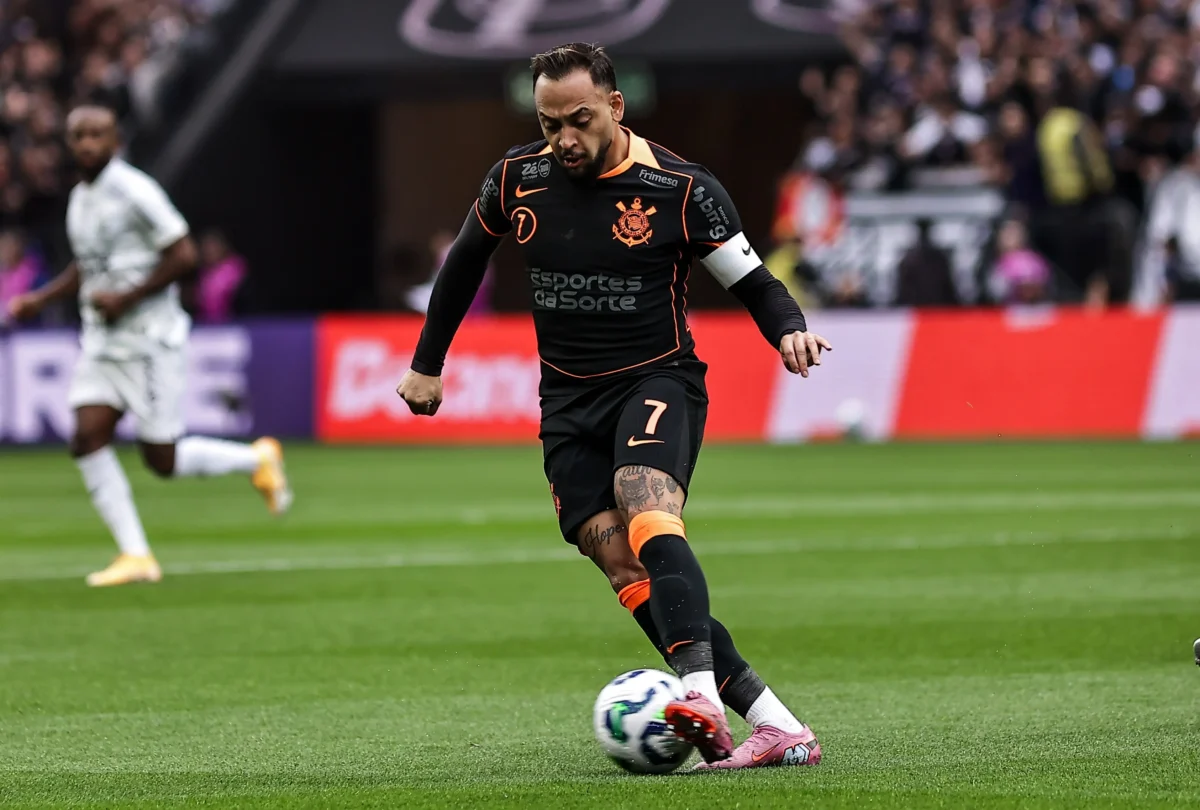 Maycon expressa lamento pela segunda derrota consecutiva do Corinthians: "Quebra a confiança"