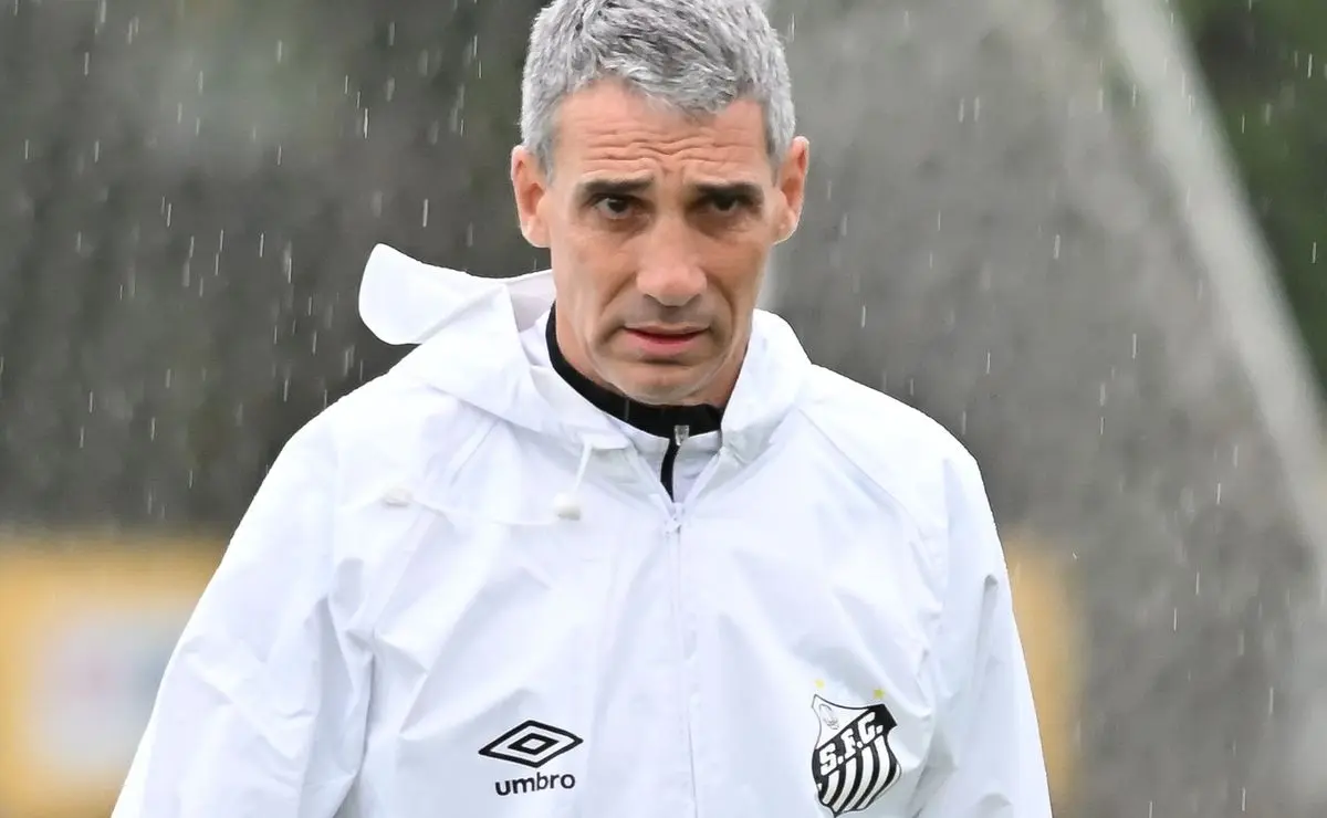 Meio-campo sob comando de Vojvoda para clássico decisivo contra o Palmeiras Meio-campo sob comando de Vojvoda para clássico decisivo contra o Palmeiras