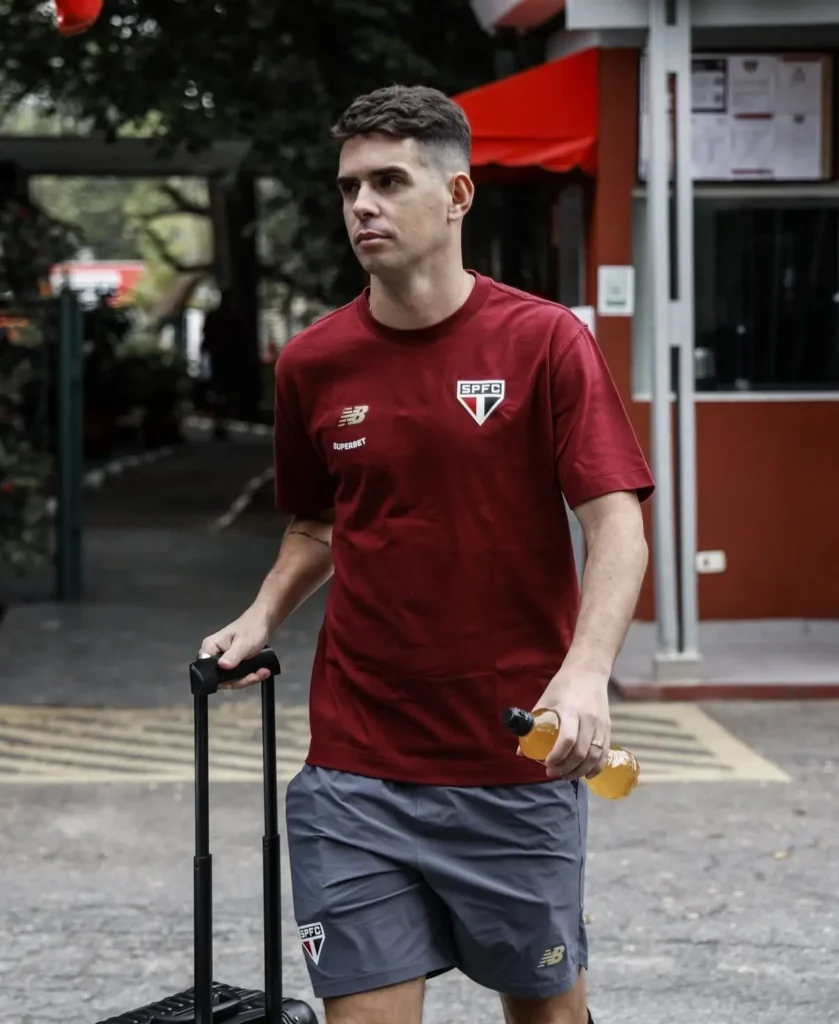Oscar: Alterações Cardíacas em Treino do São Paulo Levam Atleta ao Hospital