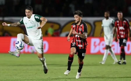 PVC Alerta: Palmeiras e Vitória se enfrentam no Allianz Parque pelo Brasileirão PVC Alerta: Palmeiras e Vitória se enfrentam no Allianz Parque pelo Brasileirão