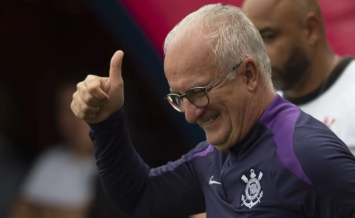 Pablo, fora dos planos do Flamengo, pode reforçar o Corinthians em 2026