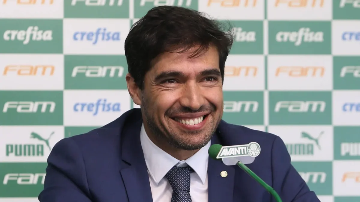 Palmeiras: A Descoberta de Abel Ferreira há Cinco Anos e a Revolução Multicampeã Palmeiras: A Descoberta de Abel Ferreira há Cinco Anos e a Revolução Multicampeã
