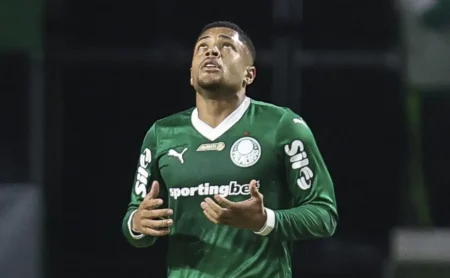 Palmeiras Garante Vitor Roque Diante de Proposta Milionária da Europa Palmeiras Garante Vitor Roque Diante de Proposta Milionária da Europa