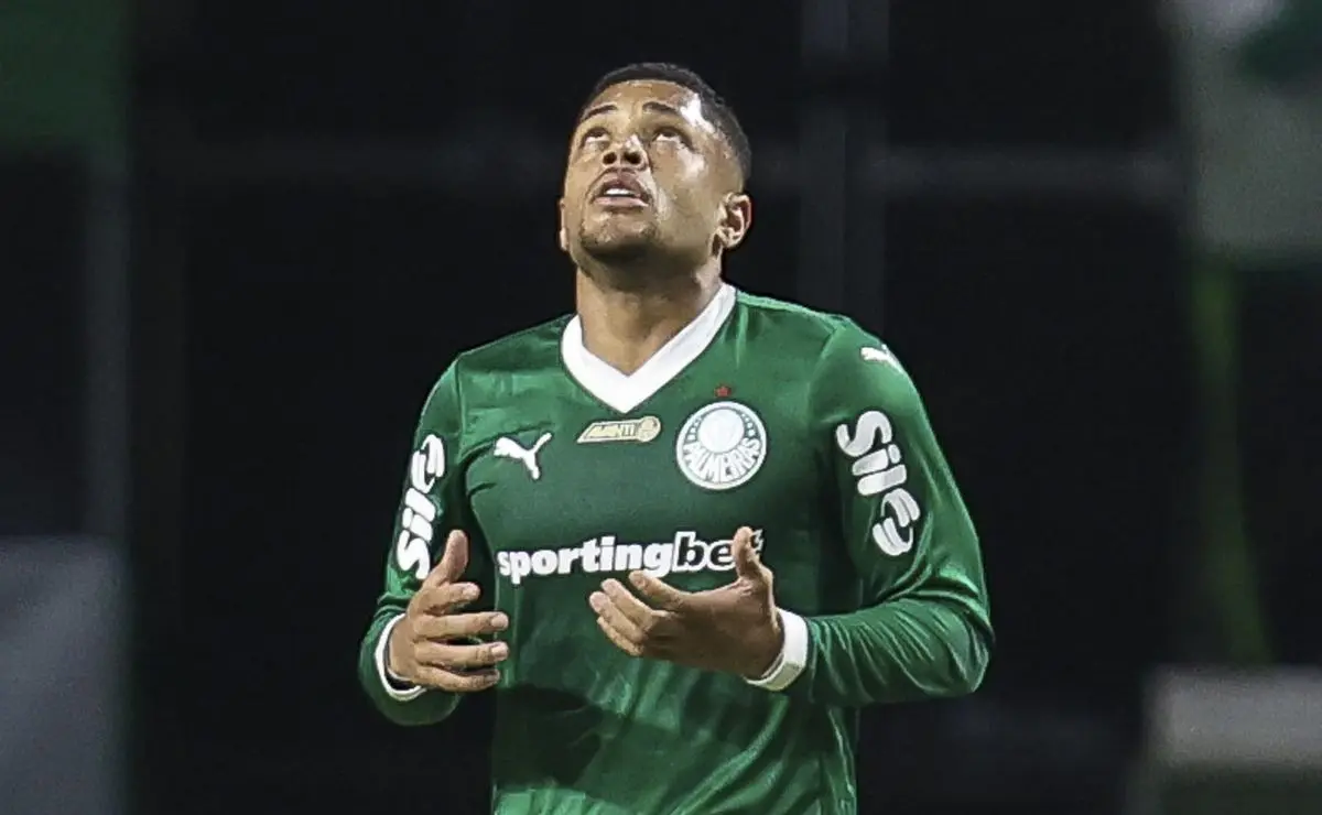 Palmeiras Garante Vitor Roque Diante de Proposta Milionária da Europa