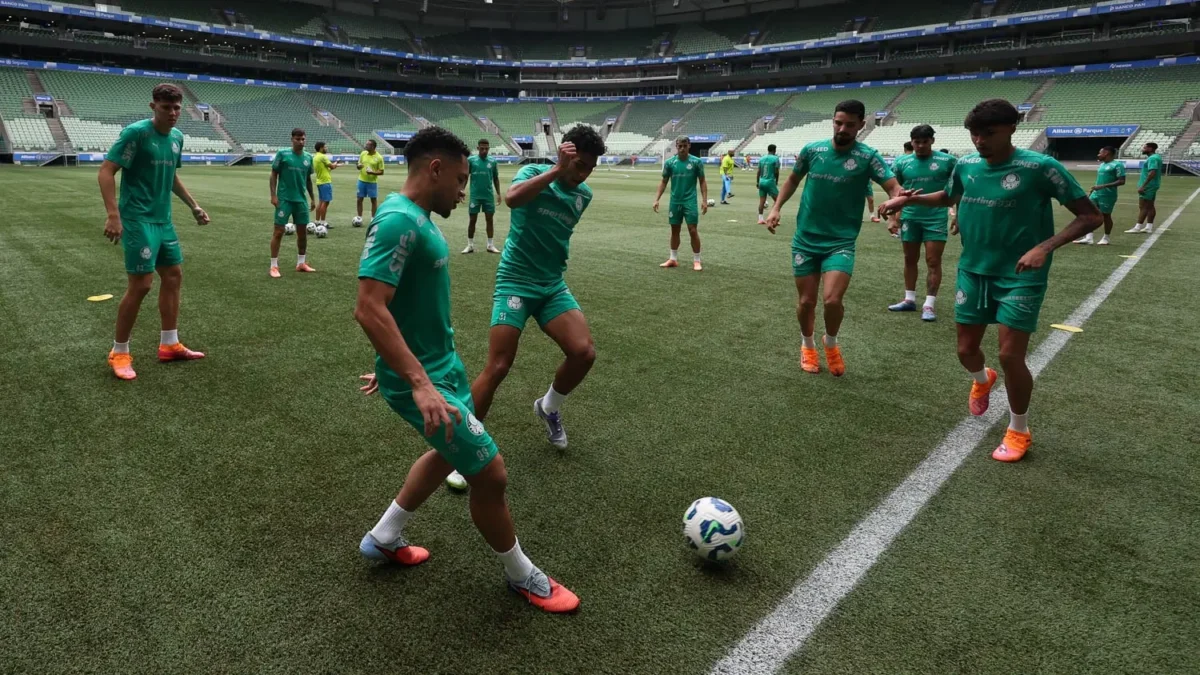 Palmeiras Treina no Allianz e Quase Completo Para Enfrentar o Santos