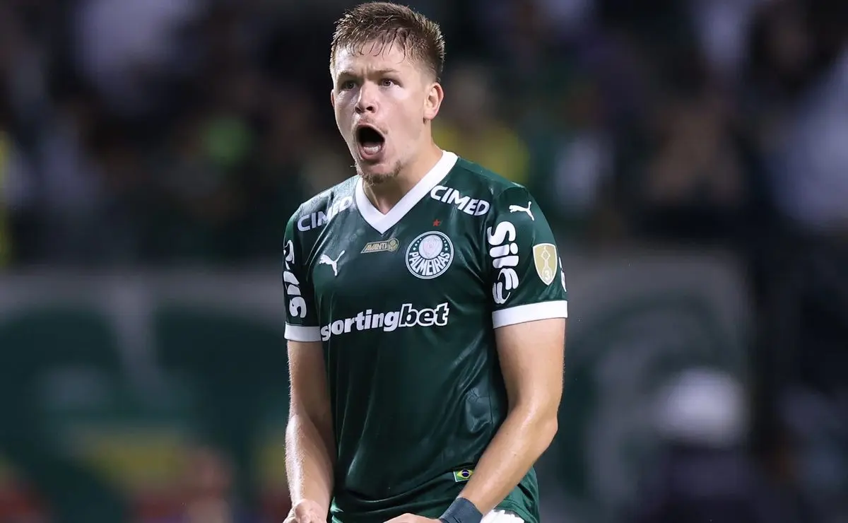 Palmeiras em Alerta: Leicester Observa Bruno Fuchs, Mas Clube Resiste à Venda Palmeiras em Alerta: Leicester Observa Bruno Fuchs, Mas Clube Resiste à Venda