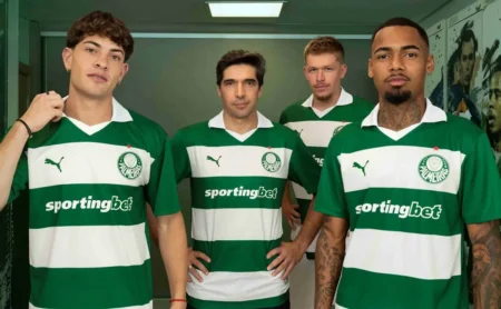 Palmeiras estreia novo uniforme contra o Vitória no Allianz Parque Palmeiras estreia novo uniforme contra o Vitória no Allianz Parque