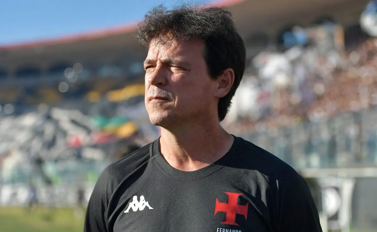 Paulinho é a esperança para suprir o desfalque de Diniz no Vasco Paulinho é a esperança para suprir o desfalque de Diniz no Vasco