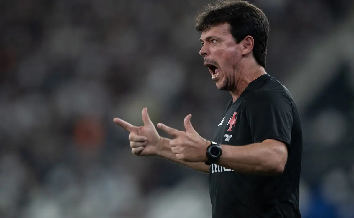 Pedrinho assume responsabilidade e foca em Fernando Diniz para o planejamento do Vasco em 2026, mesmo com queda de rendimento