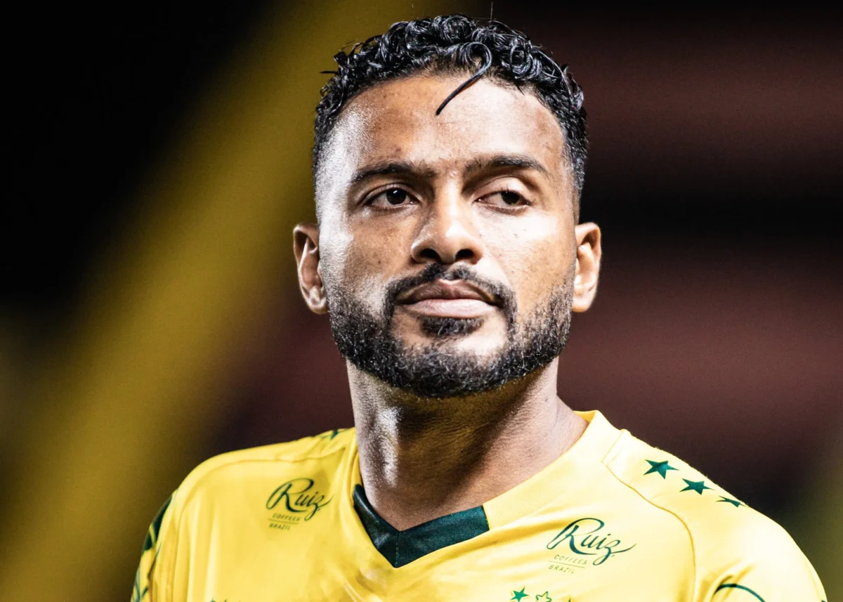 Reinaldo no Fluminense: o interesse que antecedeu seu papel de destaque no surpreendente Mirassol