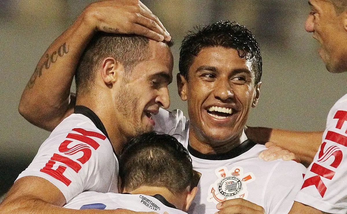 Renato Augusto: Confissão sobre a Dúvida Após Convite de Paulinho para o Mirassol Renato Augusto: Confissão sobre a Dúvida Após Convite de Paulinho para o Mirassol