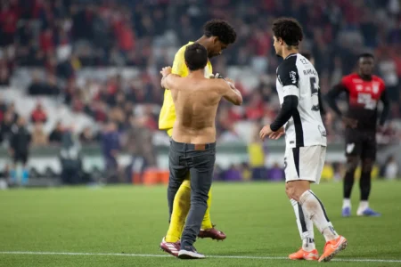 STJD agenda julgamento: Athletico em risco de perder mandos de campo após invasão contra Corinthians