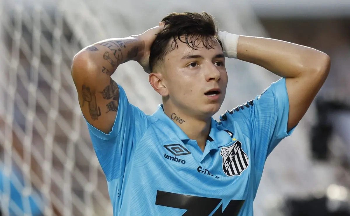Santos CONFIRMA contratação de Barreal após atingir metas; reforço para 2026 é visto como acerto crucial Santos CONFIRMA contratação de Barreal após atingir metas; reforço para 2026 é visto como acerto crucial