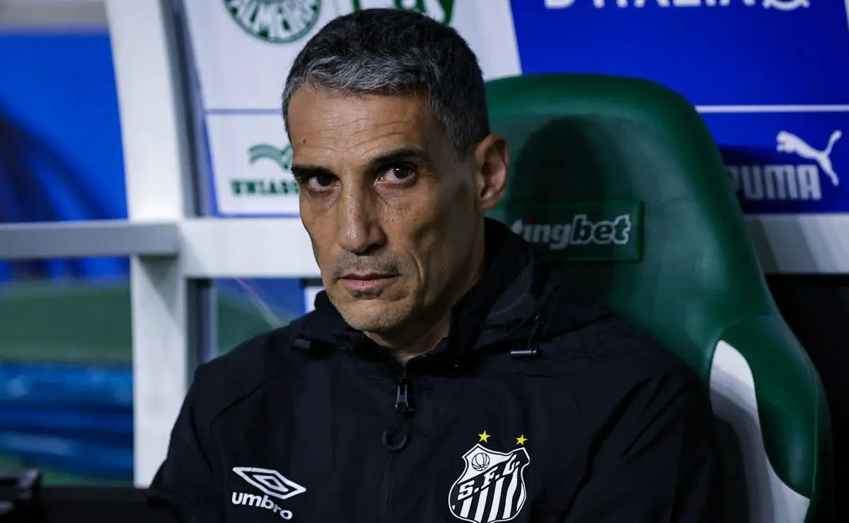 Santos: Fim da passagem de João Victor Balão no clube