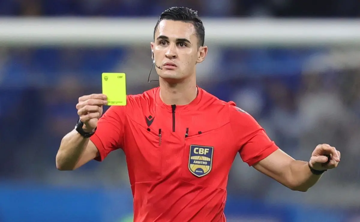 Santos: Torcida Reage com Críticas à Escalação de Matheus Candançan Contra o Mirassol Santos: Torcida Reage com Críticas à Escalação de Matheus Candançan Contra o Mirassol