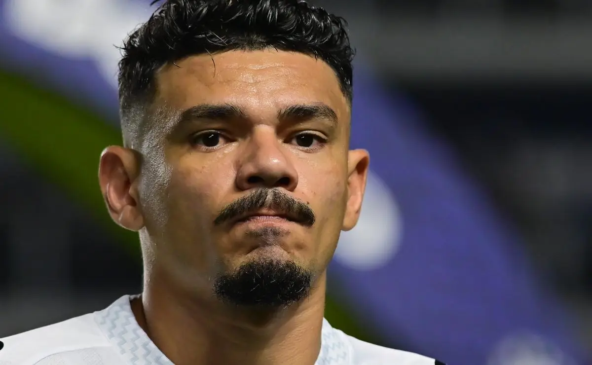 Santos tem veredito final sobre Tiquinho Soares na reta final do Brasileirão