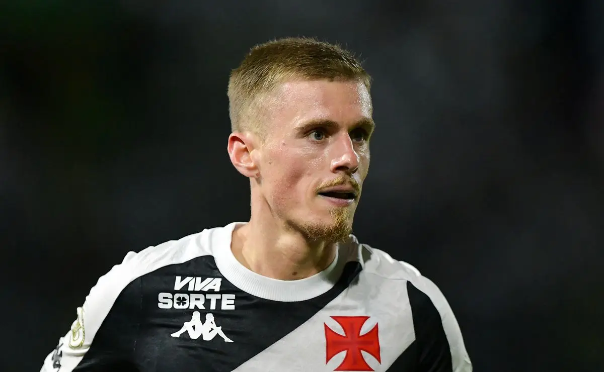 Vasco anuncia ‘faxina’ geral no elenco para 2026 com saída de Maxime Dominguez Vasco anuncia ‘faxina’ geral no elenco para 2026 com saída de Maxime Dominguez