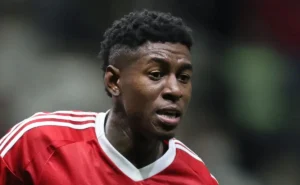 Vitão: Saída do Inter em 2026 e Flamengo surge como principal interessado Vitão: Saída do Inter em 2026 e Flamengo surge como principal interessado