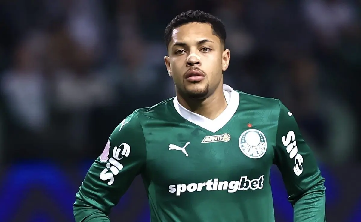 Vitor Roque: Foco no Palmeiras antes de um possível retorno à Europa Vitor Roque: Foco no Palmeiras antes de um possível retorno à Europa