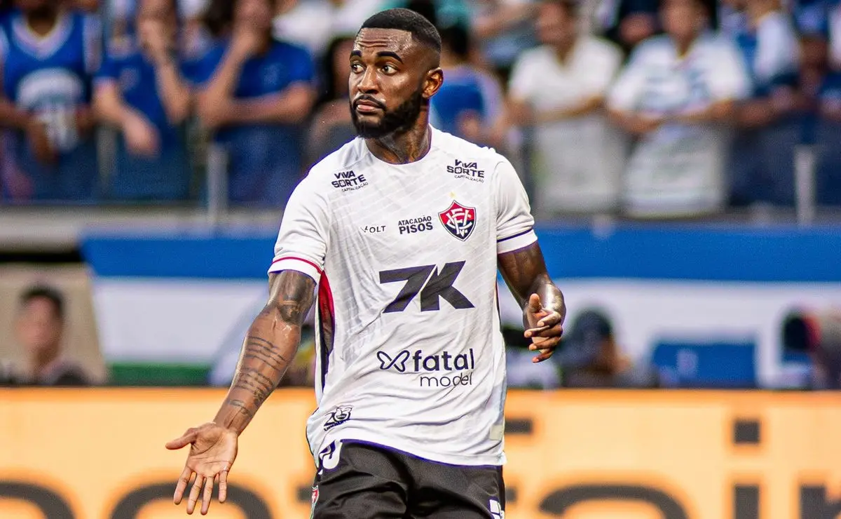 Vitória terá que desembolsar R$ 1 milhão ao Internacional para escalar Ramón em ‘decisão’ Vitória terá que desembolsar R$ 1 milhão ao Internacional para escalar Ramón em ‘decisão’