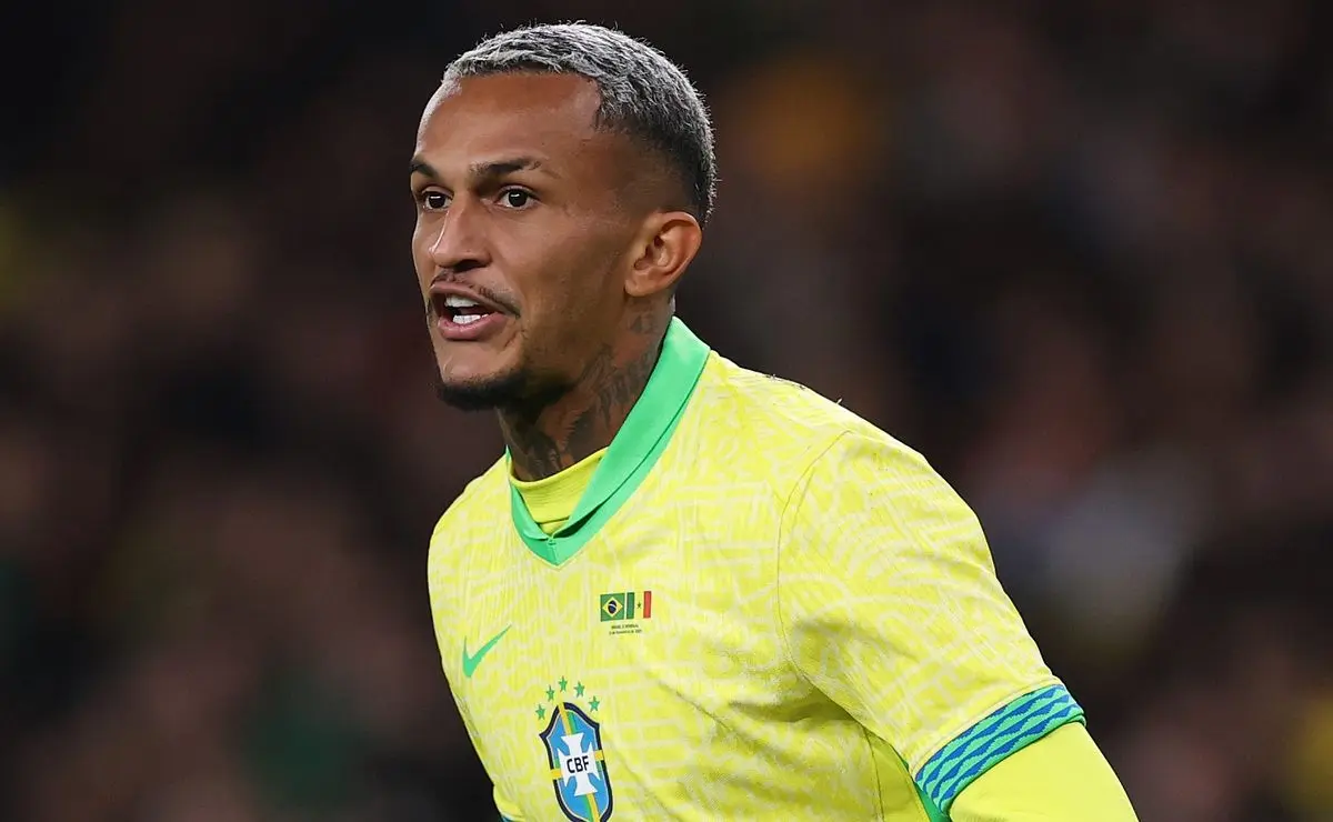Wesley criticized by fans after Brazil performance; Ancelotti substitutes ex-Flamengo player at halftime