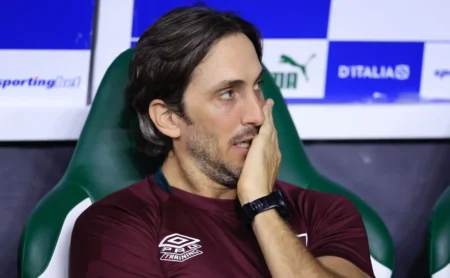 Zubeldía antecipa confronto com o São Paulo: “Ver qual é a melhor maneira de enfrentar”