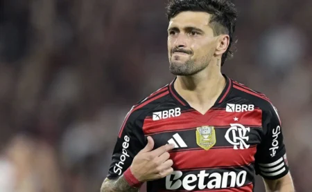 Arrascaeta se torna o maior estrangeiro premiado na história do Bola de Prata da ESPN