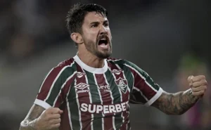 Atacante Everaldo, do Fluminense, desperta interesse de clube japonês na janela de transferências