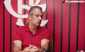 Bap afirma que situação financeira não impede reforços no Flamengo e provoca Palmeiras