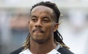 Carrillo supera 2024 e atinge maior número de jogos na carreira pelo Corinthians Carrillo supera 2024 e atinge maior número de jogos na carreira pelo Corinthians