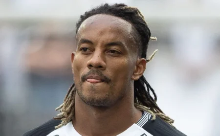 Carrillo supera 2024 e atinge maior número de jogos na carreira pelo Corinthians Carrillo supera 2024 e atinge maior número de jogos na carreira pelo Corinthians