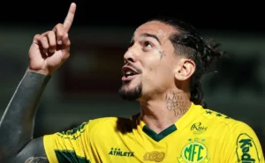 Chico da Costa: Cruzeiro tem sondagem, afirma jornalista