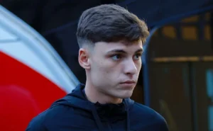 Corinthians define venda de Breno Bidon por R$ 197 milhões e Arsenal demonstra interesse no meio-campista